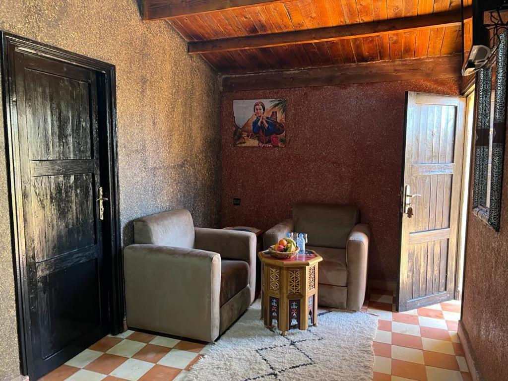 Dar Alfourssane Ferme D'Hote Uarzazate Exterior foto