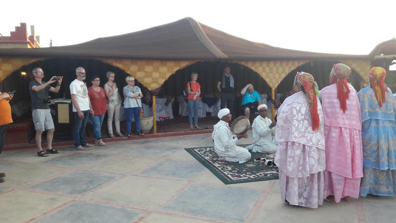 Dar Alfourssane Ferme D'Hote Uarzazate Exterior foto